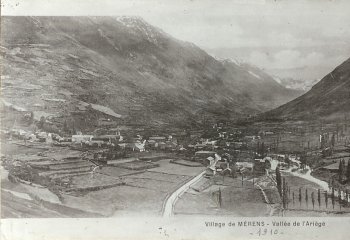 Panorama sur le village avant la voie férrée